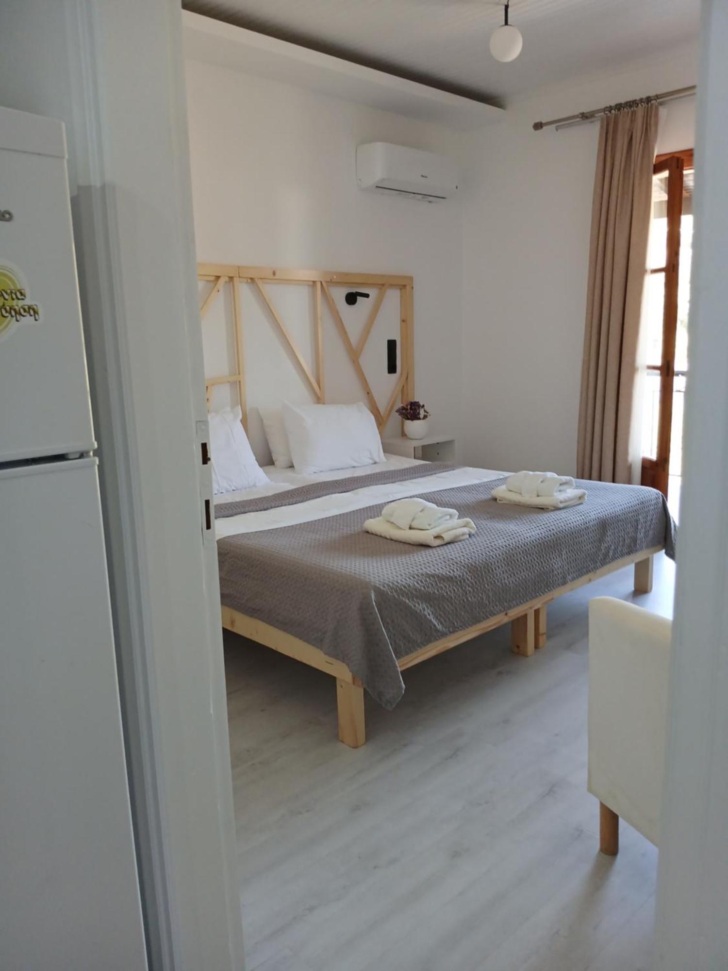 Adam'S House Apartment Achladies  Ngoại thất bức ảnh